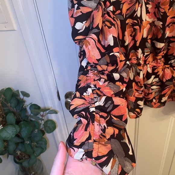 Zac & Rachel Pink and Orange Ruffled 3/4 Sleeve Blouse - Picture 4 of 11